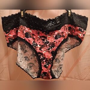 Torrid Wide Lace Trim Hipster Panty - Cotton Rose & Skull Size 2X NWT